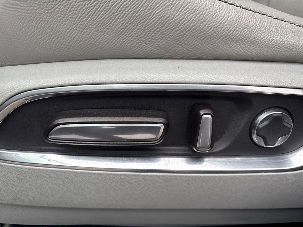 Used 2020 Acura MDX SH-AWD w/ Technology Package image 19