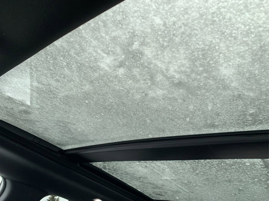 Used 2025 Honda Pilot Black Edition image 22