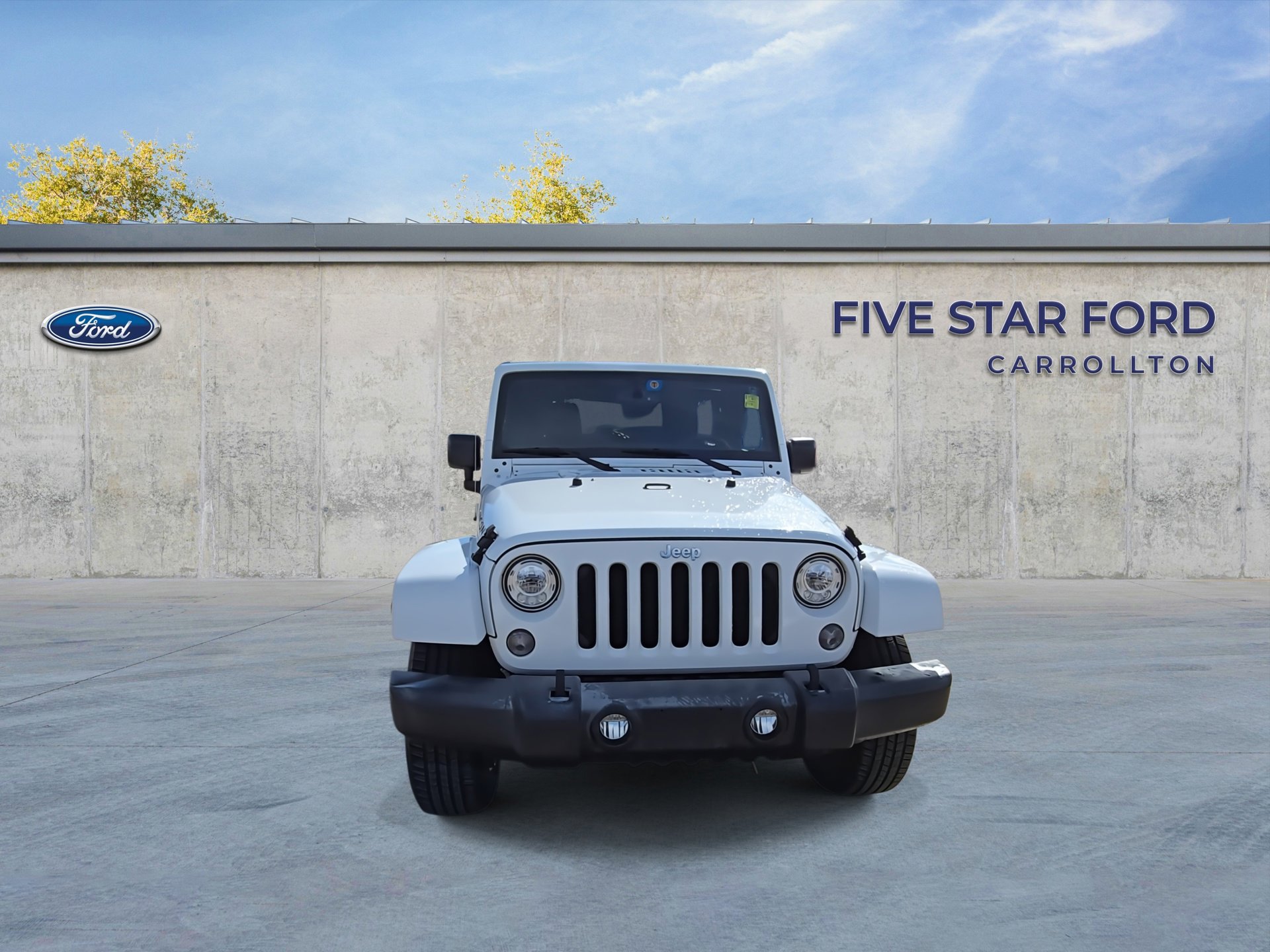 Used 2017 Jeep Wrangler Unlimited Rubicon w/ Connectivity Group image 3