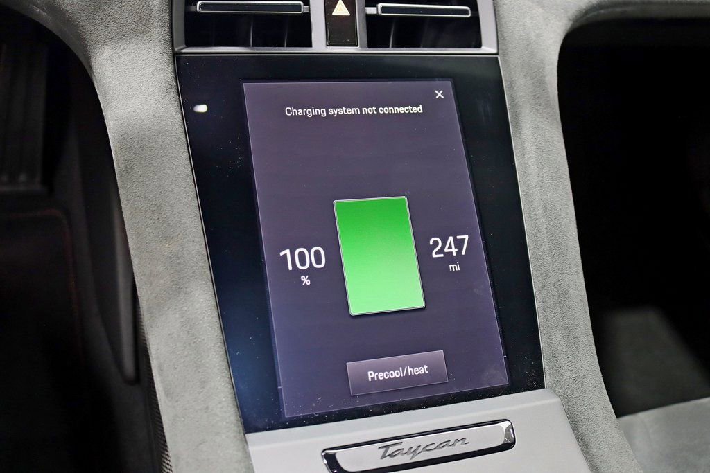Used 2024 Porsche Taycan GTS image 29