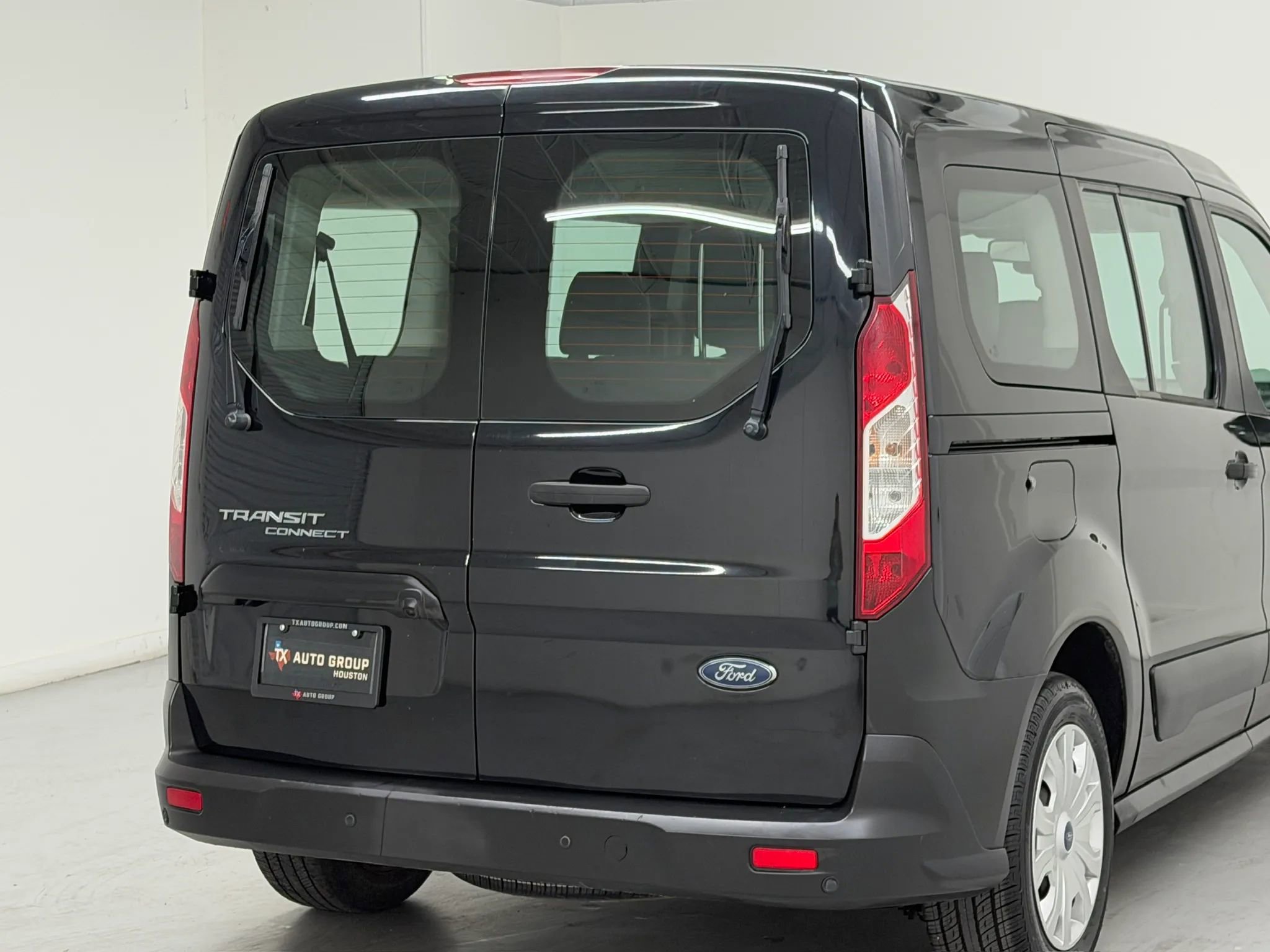 Used 2020 Ford Transit Connect XL FWD image 41