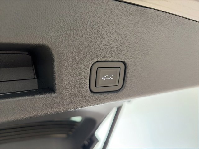 New 2026 Chevrolet Traverse LT w/ Driver Confidence Package image 15