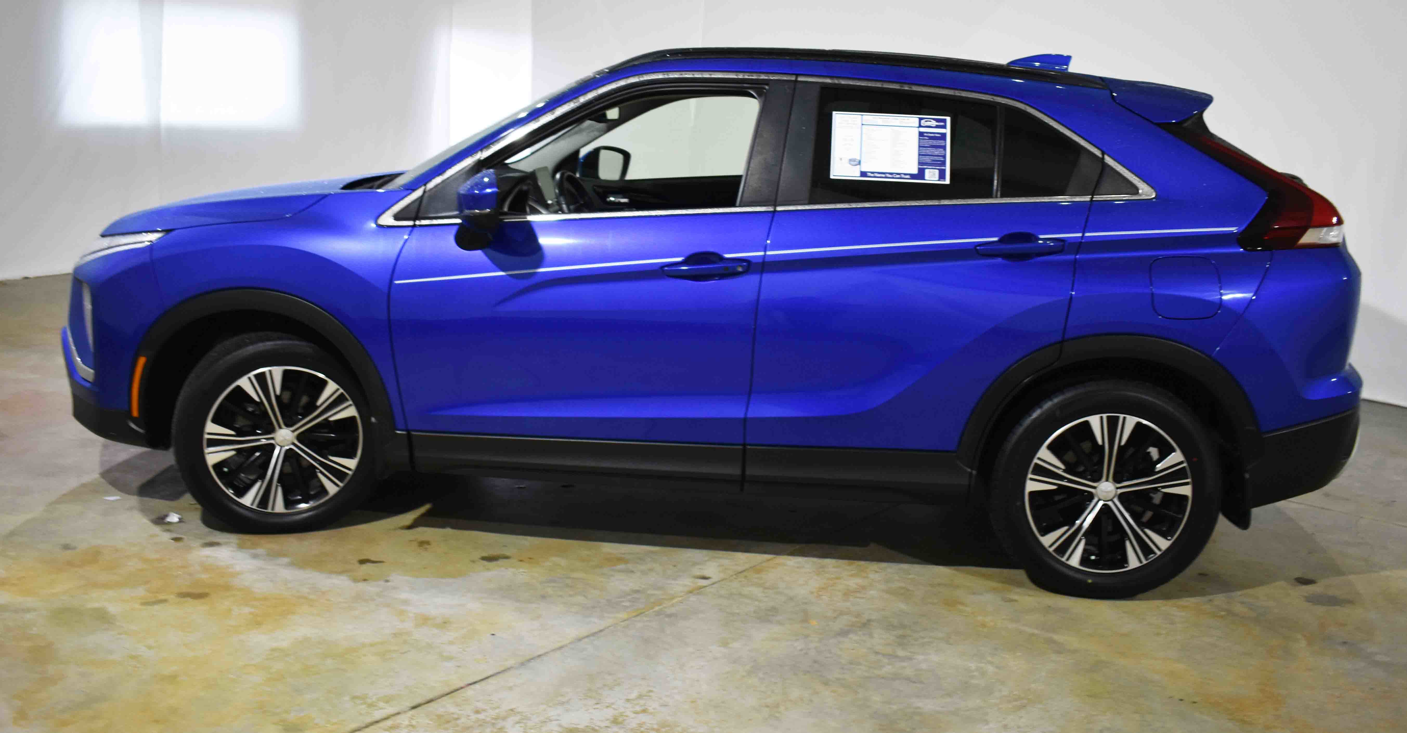 Used 2022 Mitsubishi Eclipse Cross SE image 6