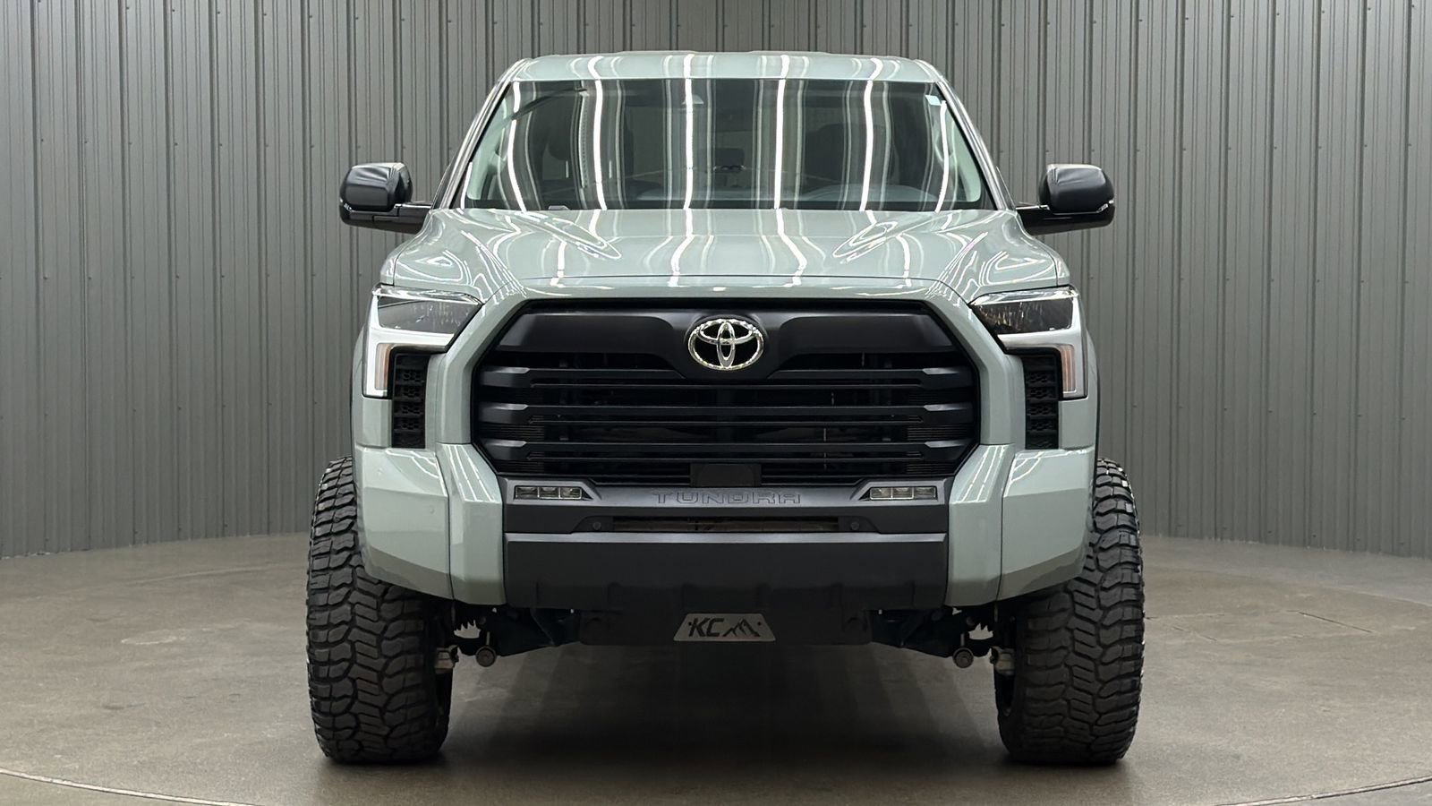 Used 2024 Toyota Tundra SR5 w/ SR5 Premium Package image 8