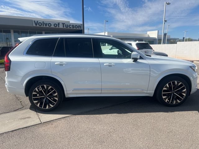 New 2026 Volvo XC90 T8 Plus w/ Protection Package AWD/4WD image 2