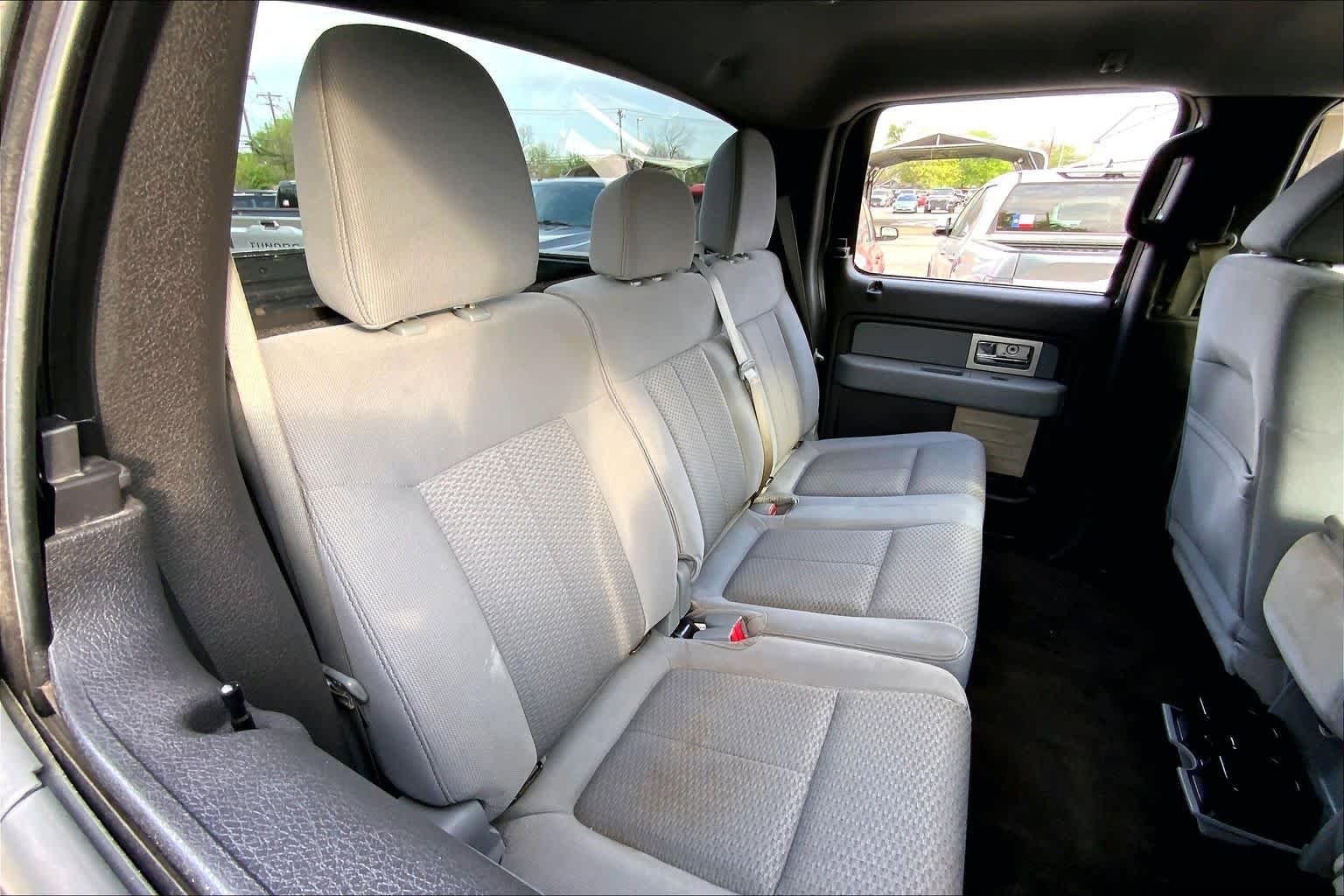 Used 2011 Ford F150 XLT w/ XLT Chrome Pkg AWD/4WD image 16