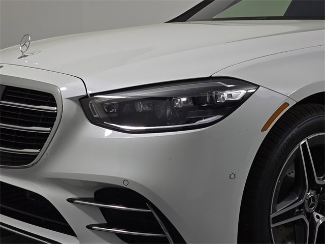 New 2025 Mercedes-Benz S 580 4MATIC Sedan image 12
