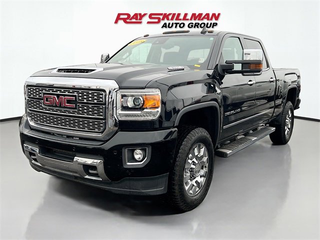 Used 2018 GMC Sierra 2500 Denali w/ Duramax Plus Package image 3