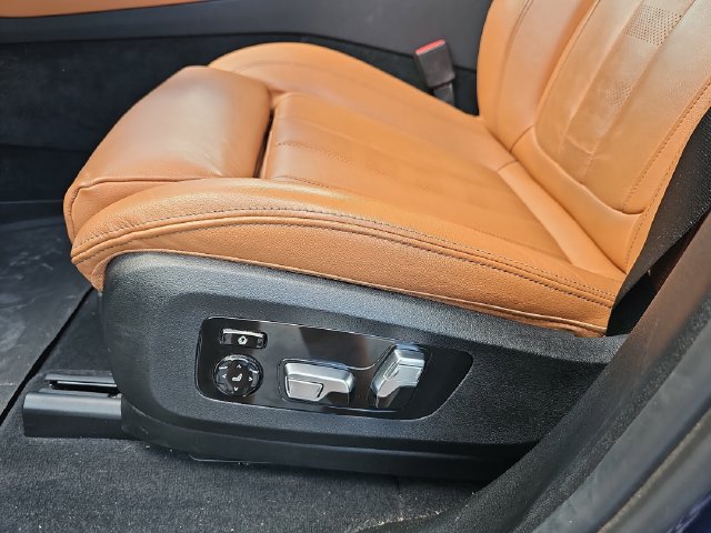 Used 2022 BMW X5 xDrive40i AWD/4WD image 20