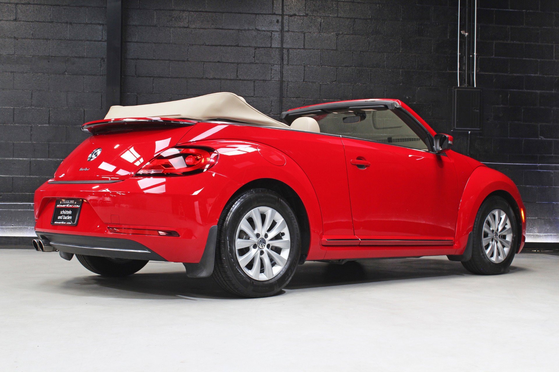 Used 2017 Volkswagen Beetle 1.8T SE FWD image 75