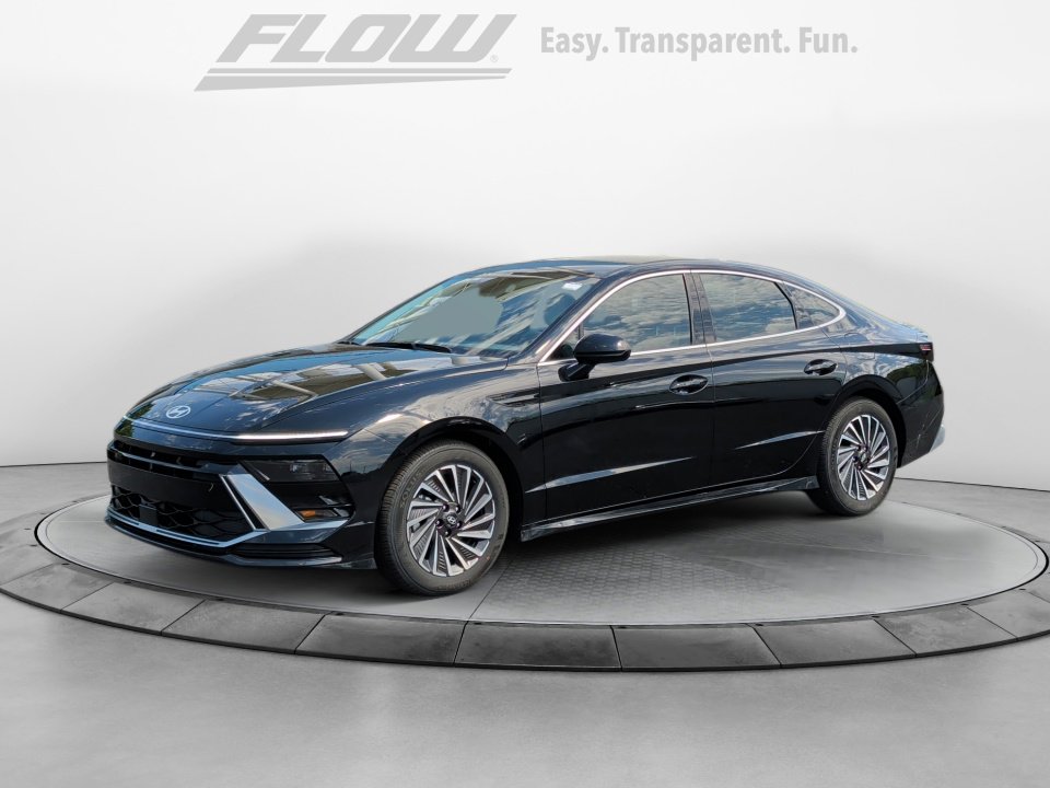 Certified 2025 Hyundai Sonata SEL FWD image 3