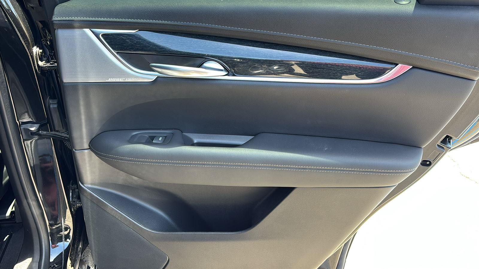 Certified 2023 Cadillac XT5 Premium Luxury FWD image 21