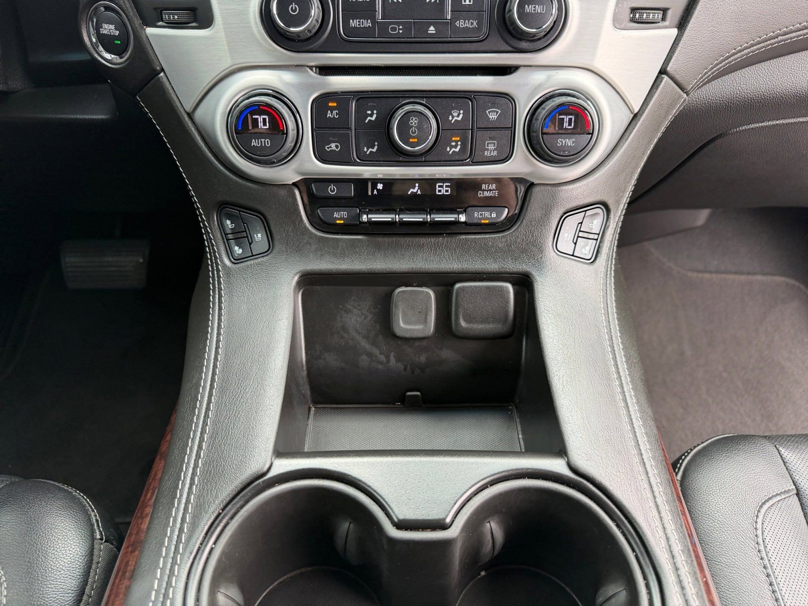 Used 2020 GMC Yukon SLT AWD/4WD image 11