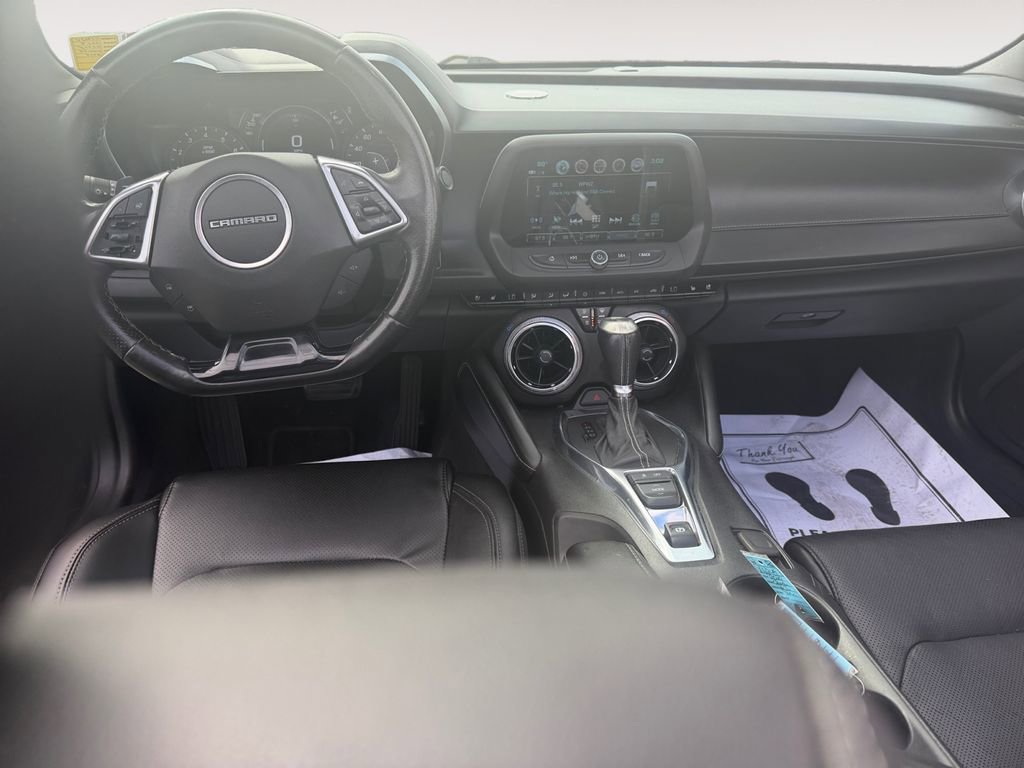 Used 2018 Chevrolet Camaro LT image 10