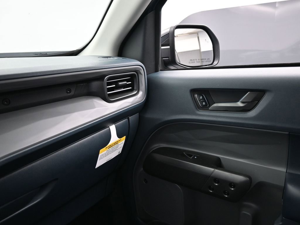 New 2025 Ford Maverick Lariat w/ Black Appearance Package AWD/4WD image 28