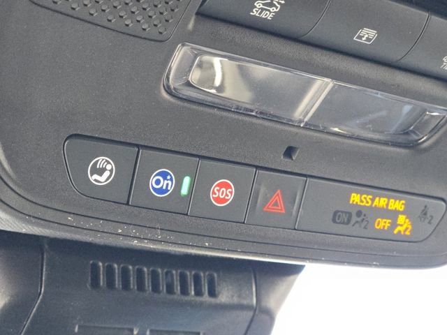 New 2026 Chevrolet Equinox LT w/ Convenience Package II image 17