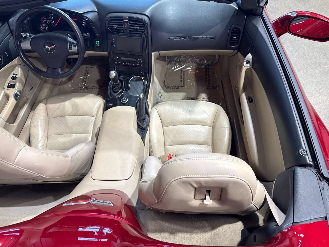Used 2008 Chevrolet Corvette Convertible w/ Preferred Equipment Group RWD image 82