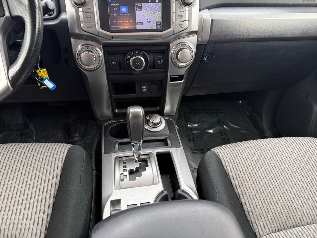 Used 2016 Toyota 4Runner SR5 image 11