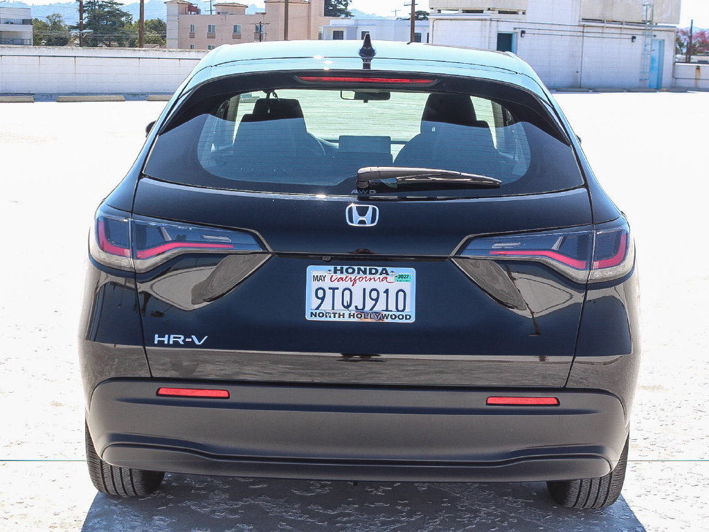 Certified 2025 Honda HR-V LX image 5
