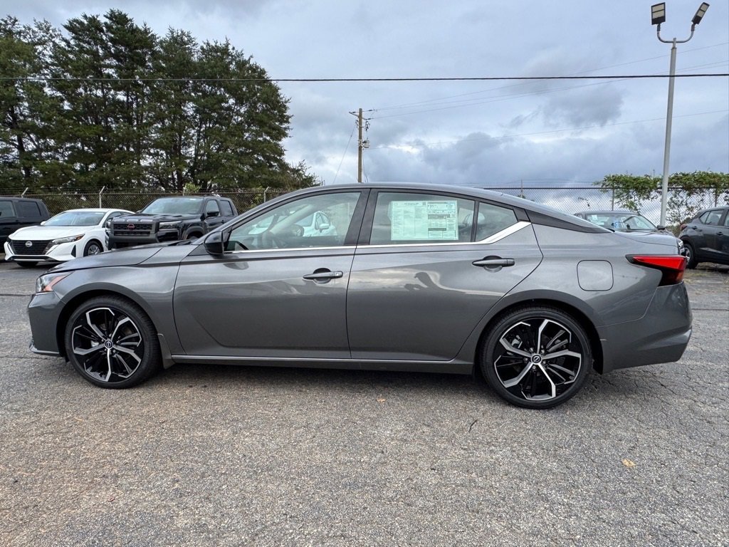 New 2025 Nissan Altima 2.5 SR w/ SR Premium Package image 6
