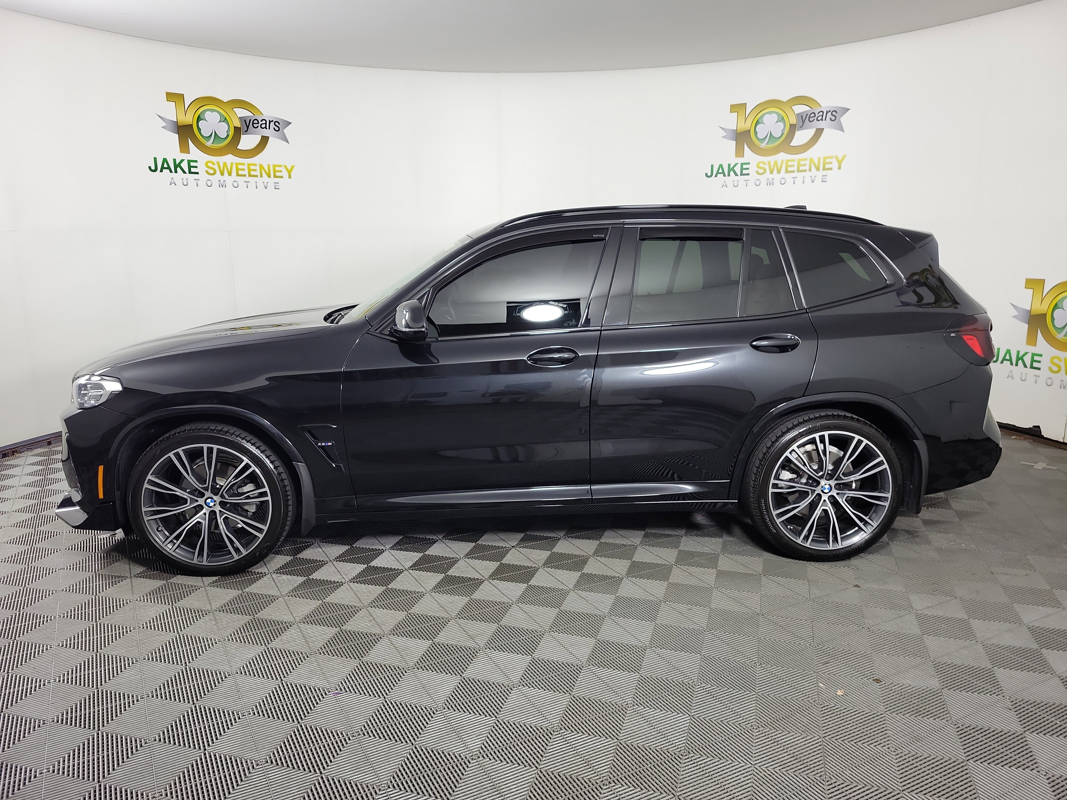 Used 2022 BMW X3 xDrive30i w/ M Sport Package 2 AWD/4WD image 4