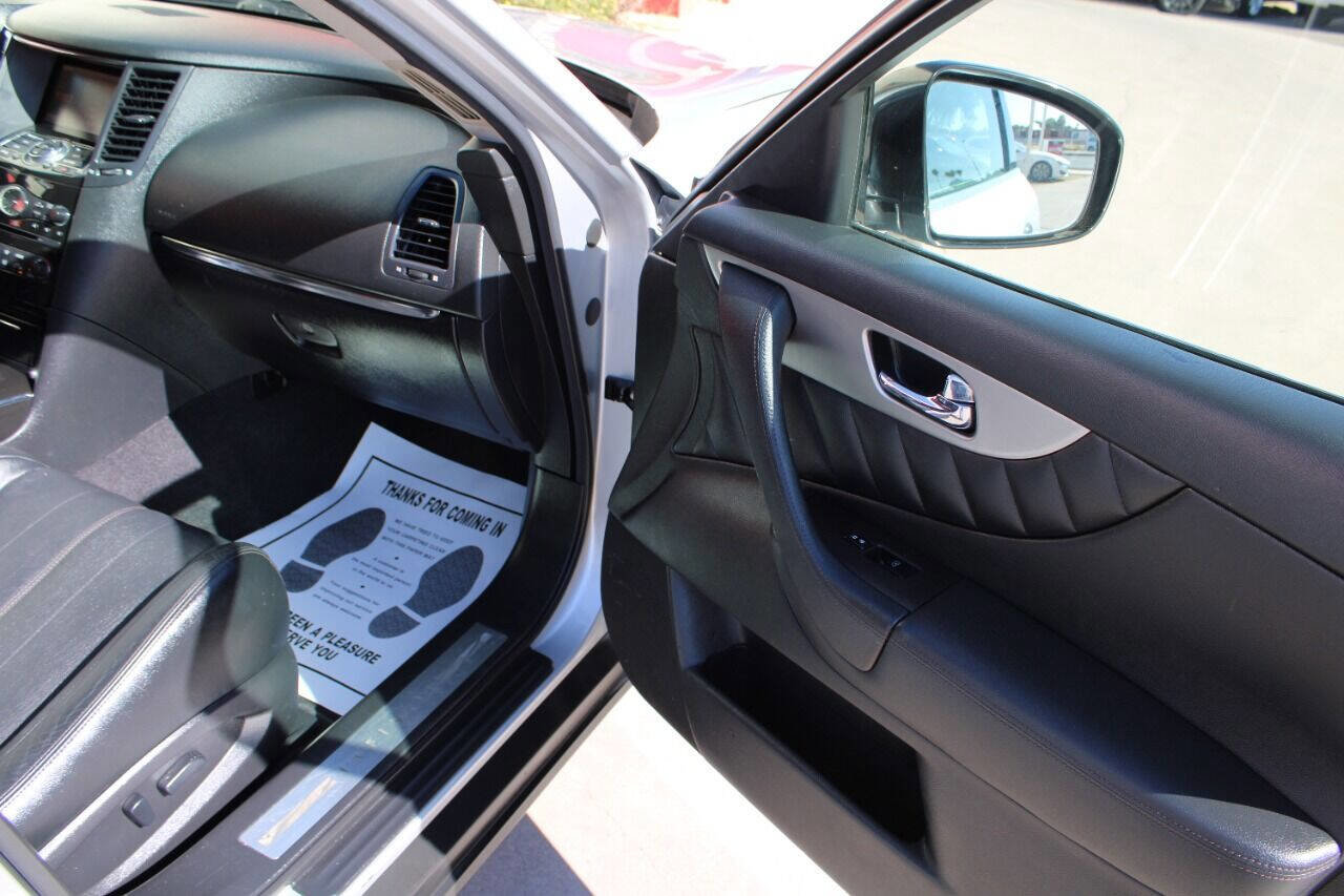 Used 2017 INFINITI QX70 2WD image 15