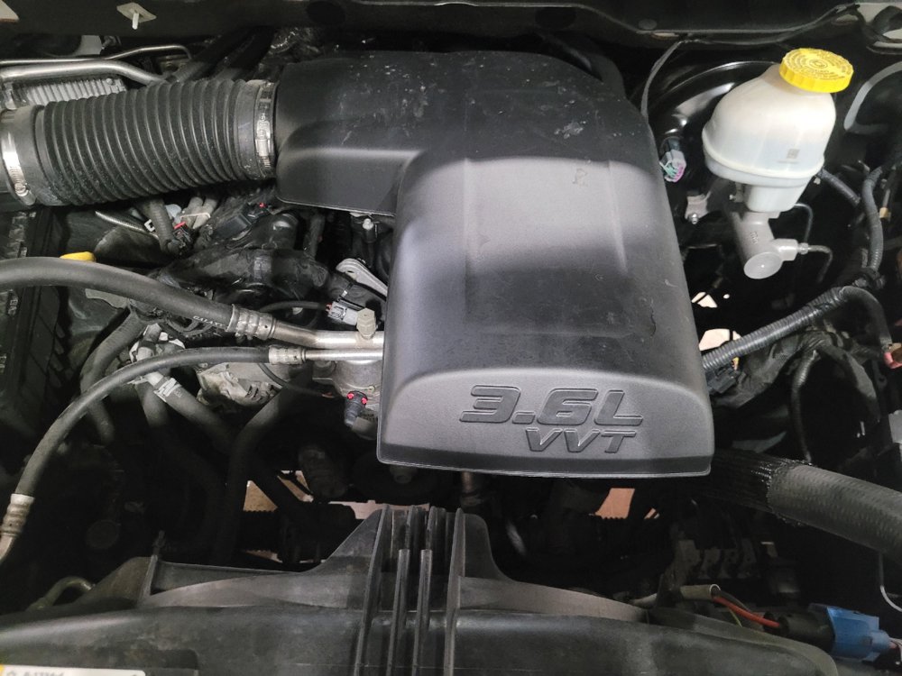 Used 2022 RAM 1500 Classic SLT w/ Electronics Group AWD/4WD image 30