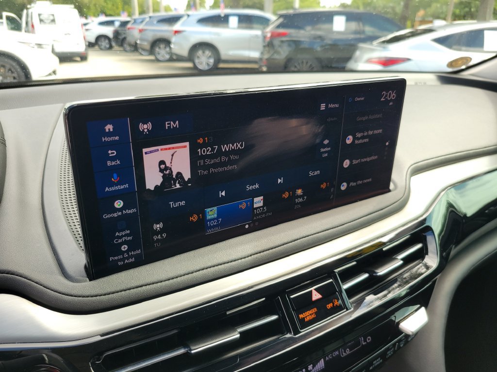 Used 2025 Acura MDX w/ Technology Package FWD image 30