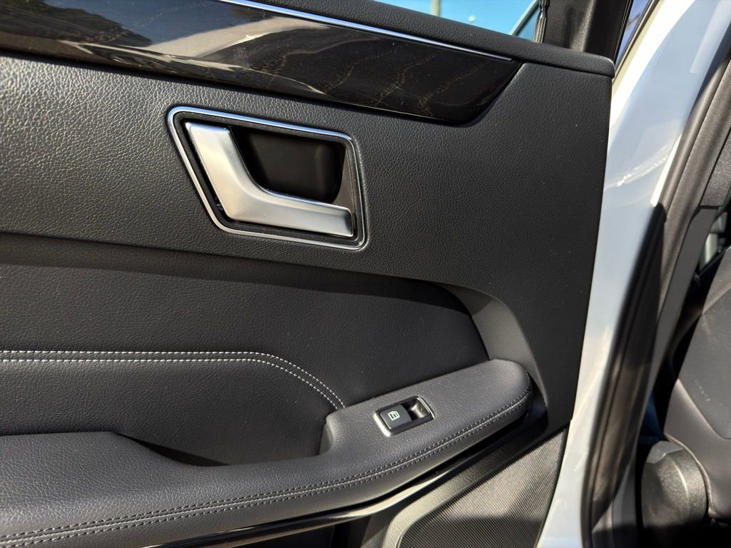 Used 2016 Mercedes-Benz E 350 Sedan image 49