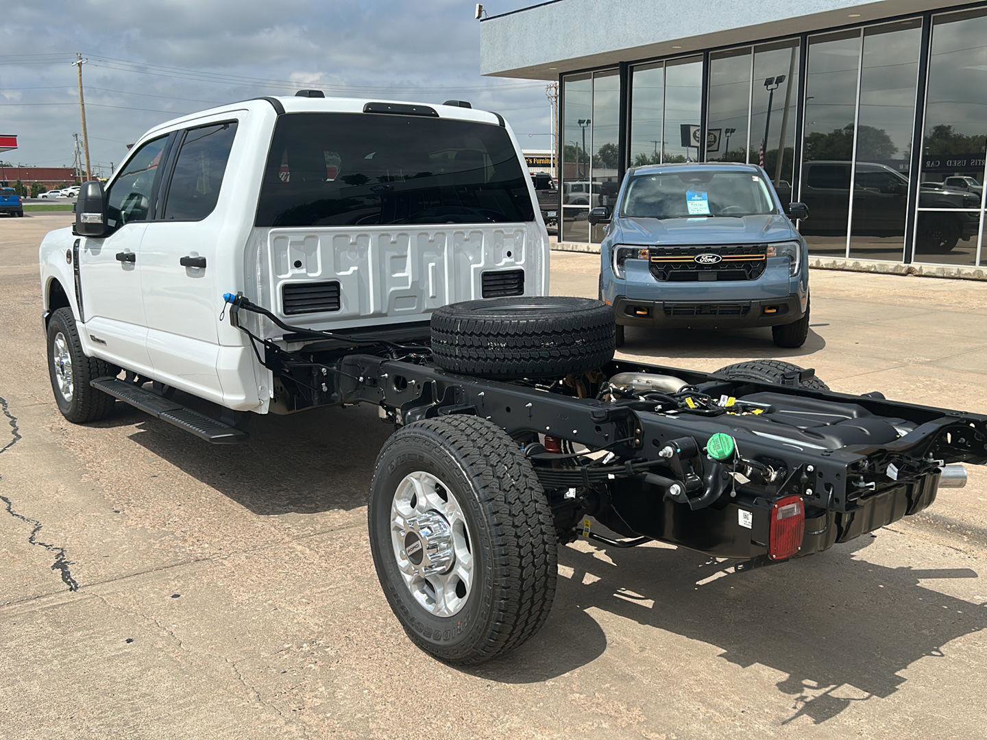 New 2026 Ford F350 XLT image 9