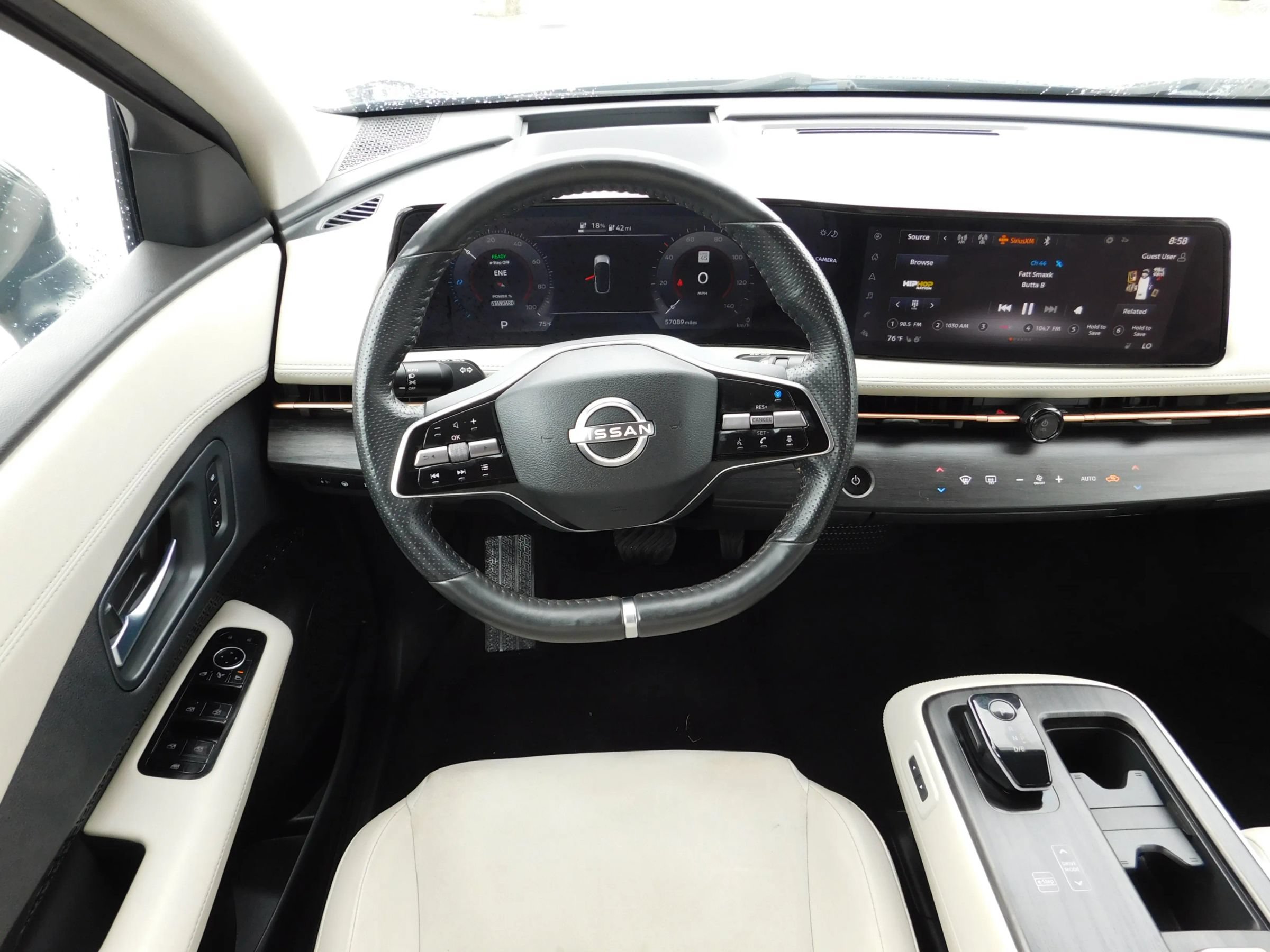 Used 2023 Nissan Ariya FWD image 15