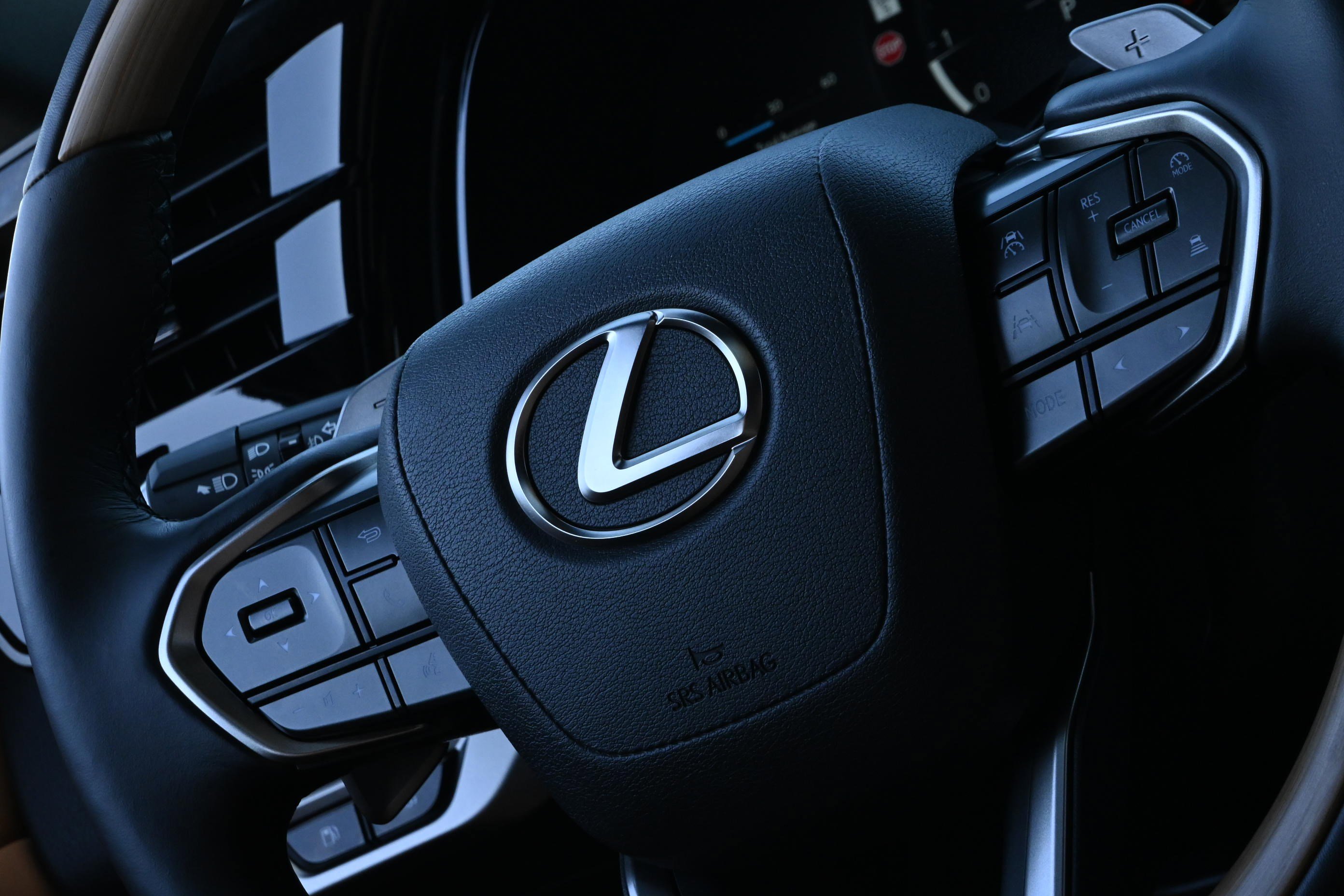 Used 2026 Lexus RX 350 Premium Plus w/ Accessory Package (Z1) image 19