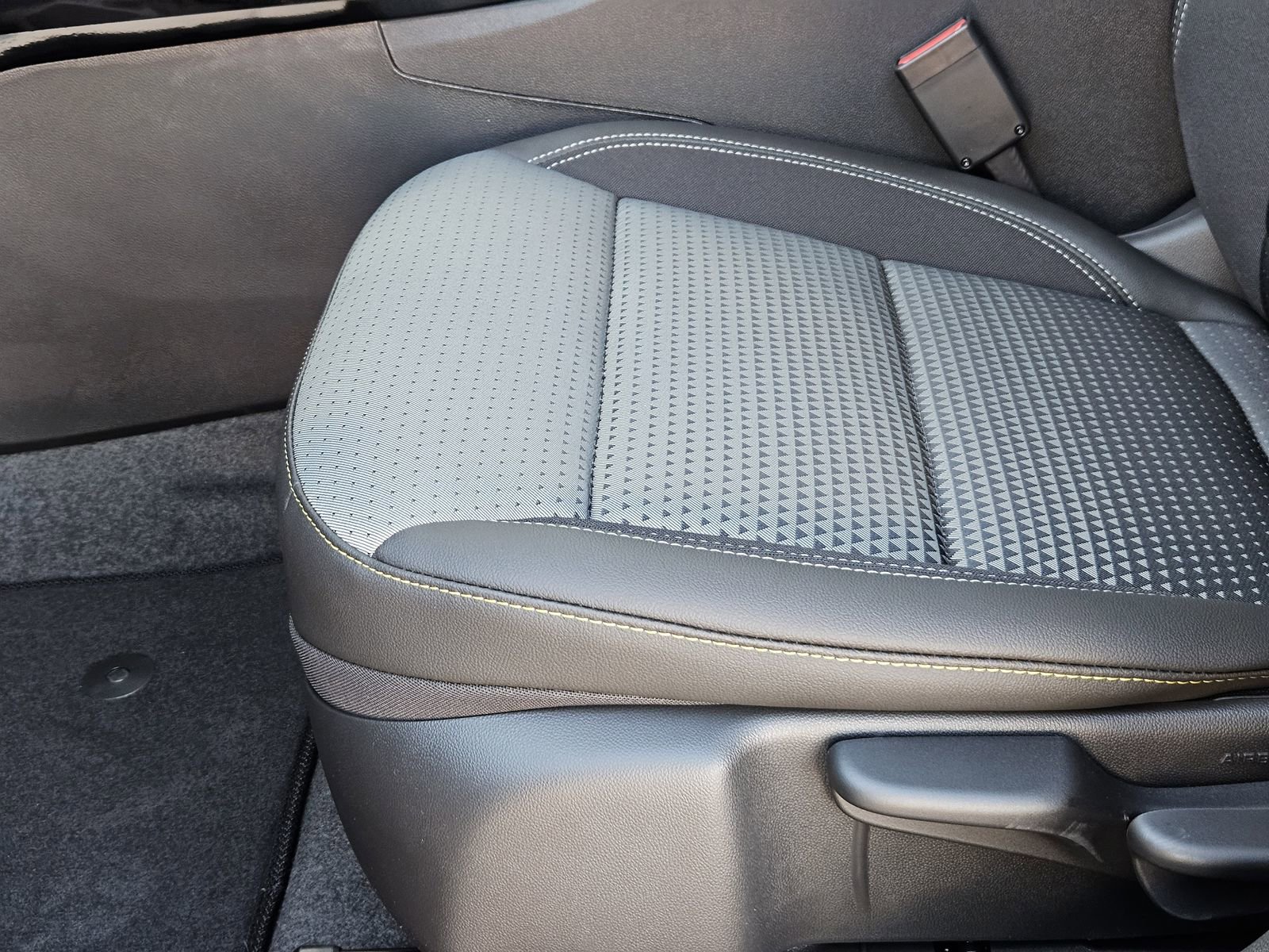 New 2026 Chevrolet Trax LT image 25