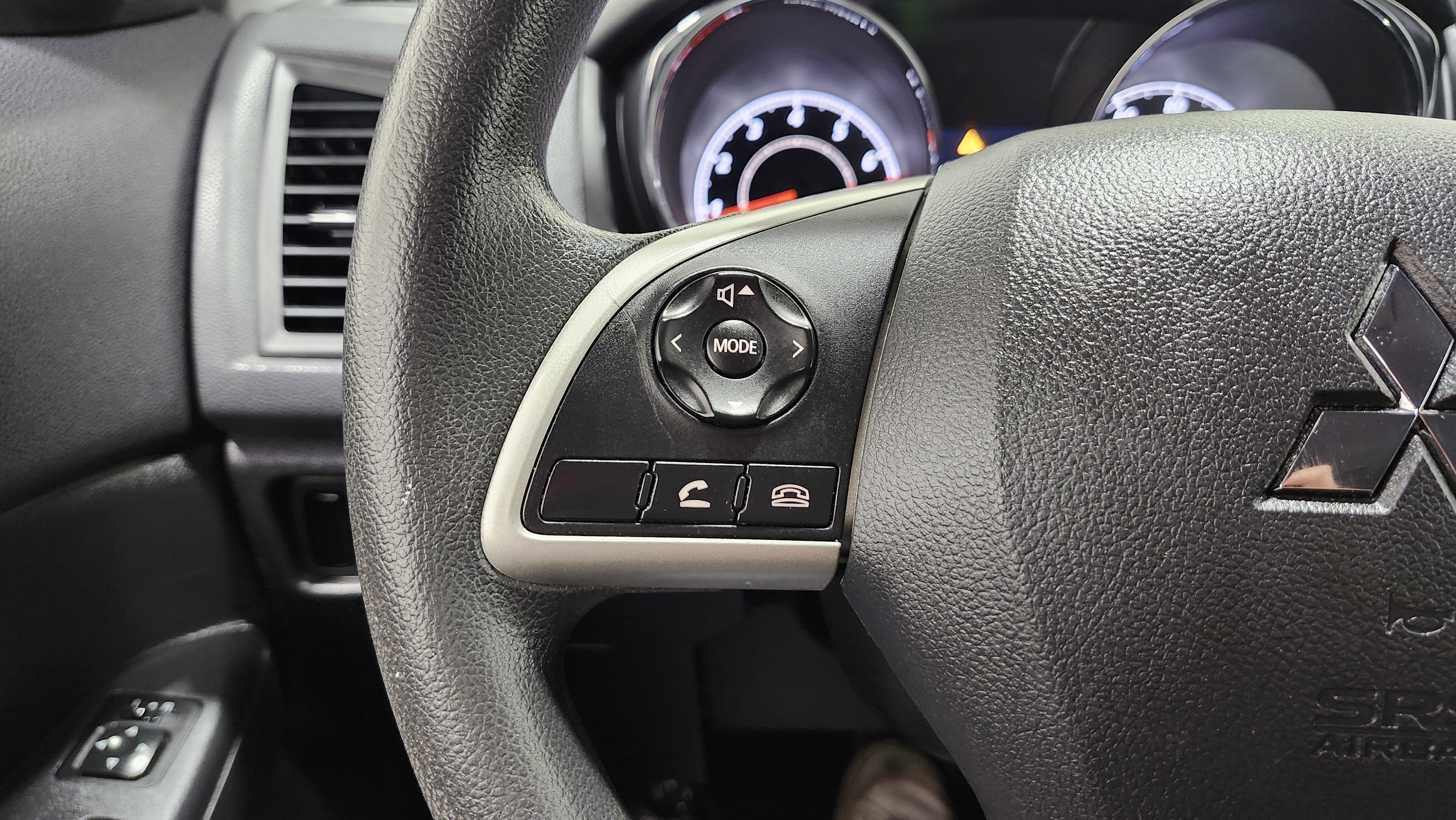 Used 2021 Mitsubishi Outlander Sport ES image 30