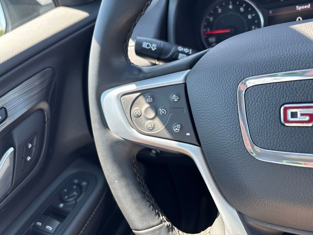 Used 2024 GMC Terrain SLT w/ LPO, Floor Liner Package AWD/4WD image 35