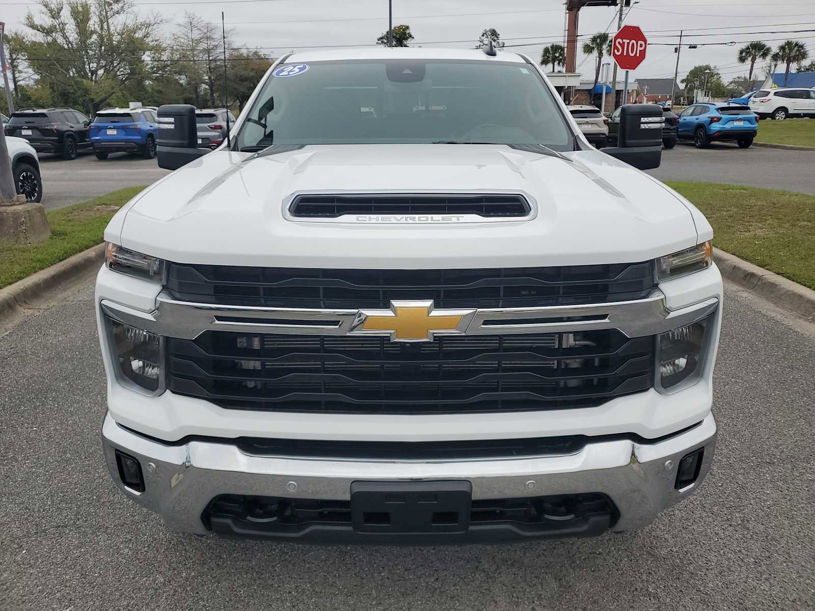 Certified 2025 Chevrolet Silverado 2500 LT w/ All Star Edition image 9