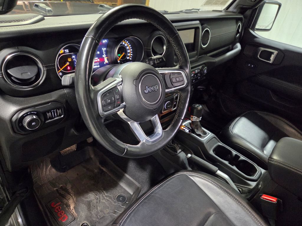 Used 2021 Jeep Wrangler Unlimited Sahara w/ Dual Top Group image 7