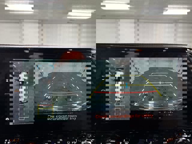 Used 2024 Toyota Highlander Platinum image 14