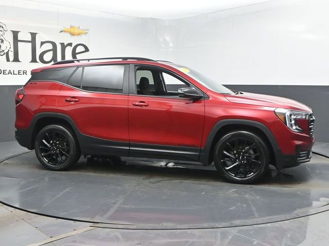 Used 2023 GMC Terrain SLE w/ Driver Convenience Package image 48
