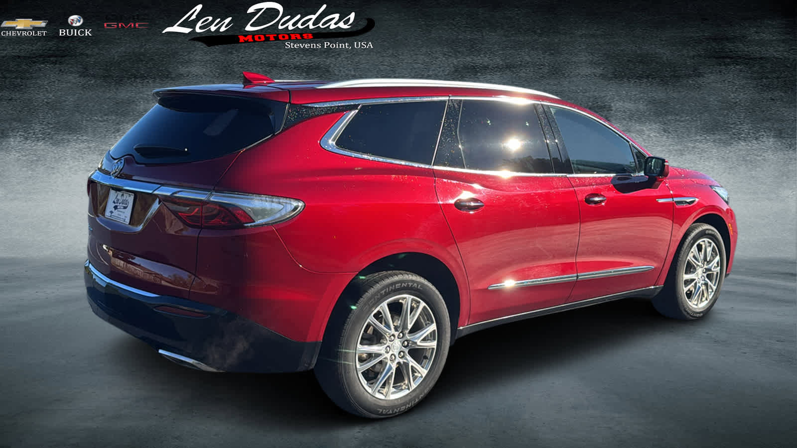 Used 2022 Buick Enclave Premium w/ Surround and Sites Package image 4