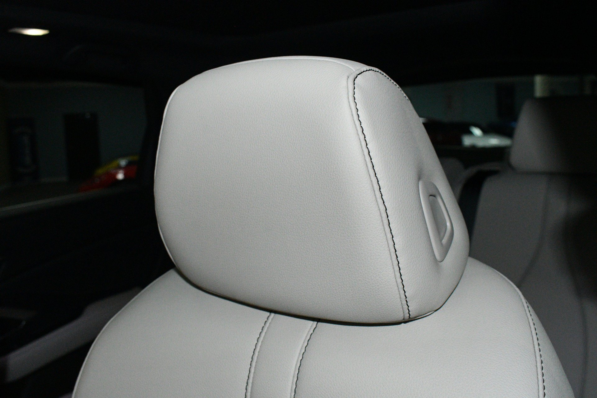Used 2025 Acura RDX SH-AWD image 9