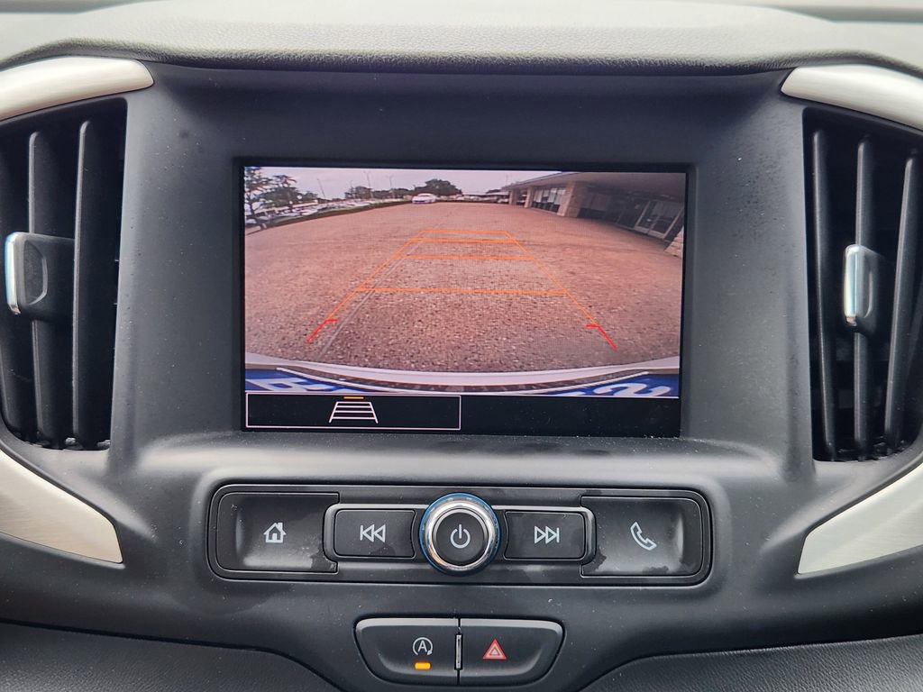 Used 2024 GMC Terrain SLE FWD image 17