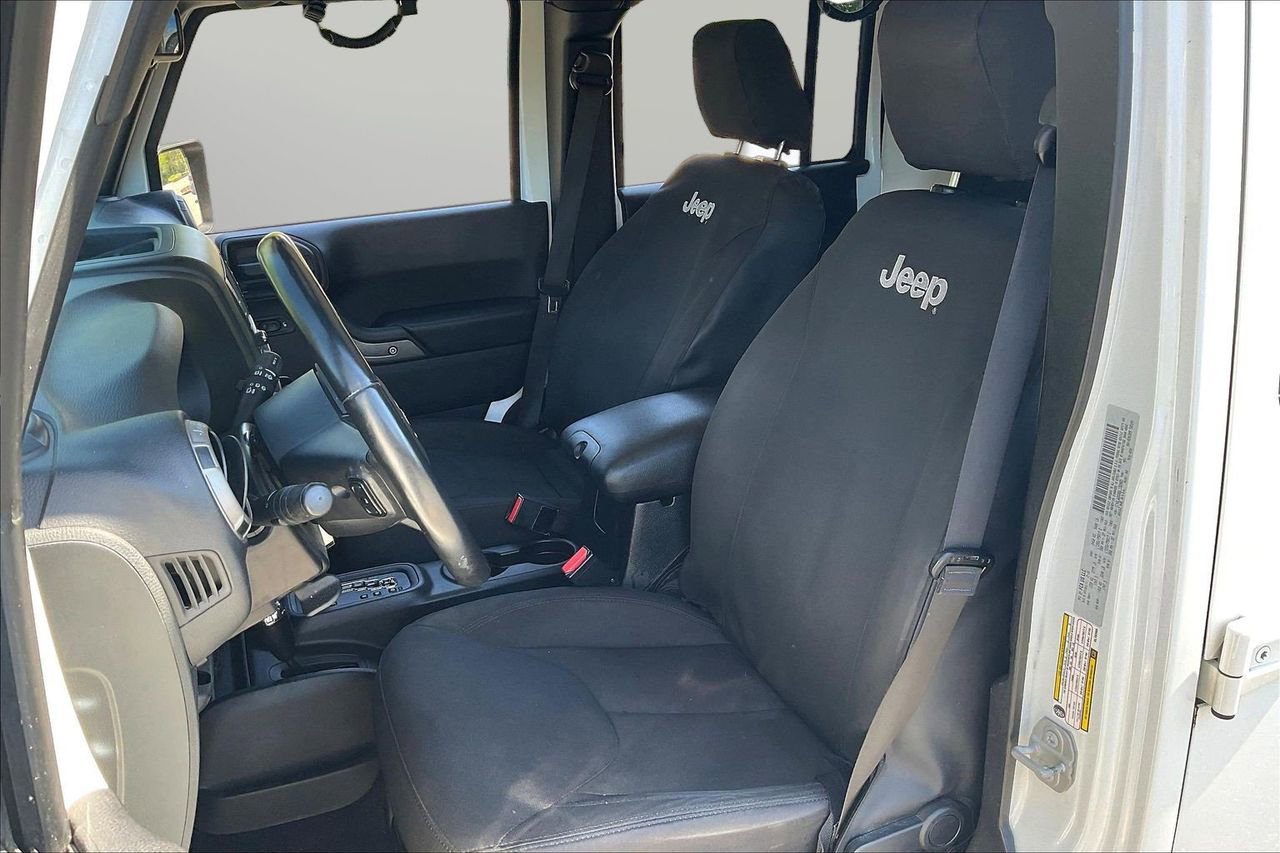 Used 2016 Jeep Wrangler Unlimited Sport image 19