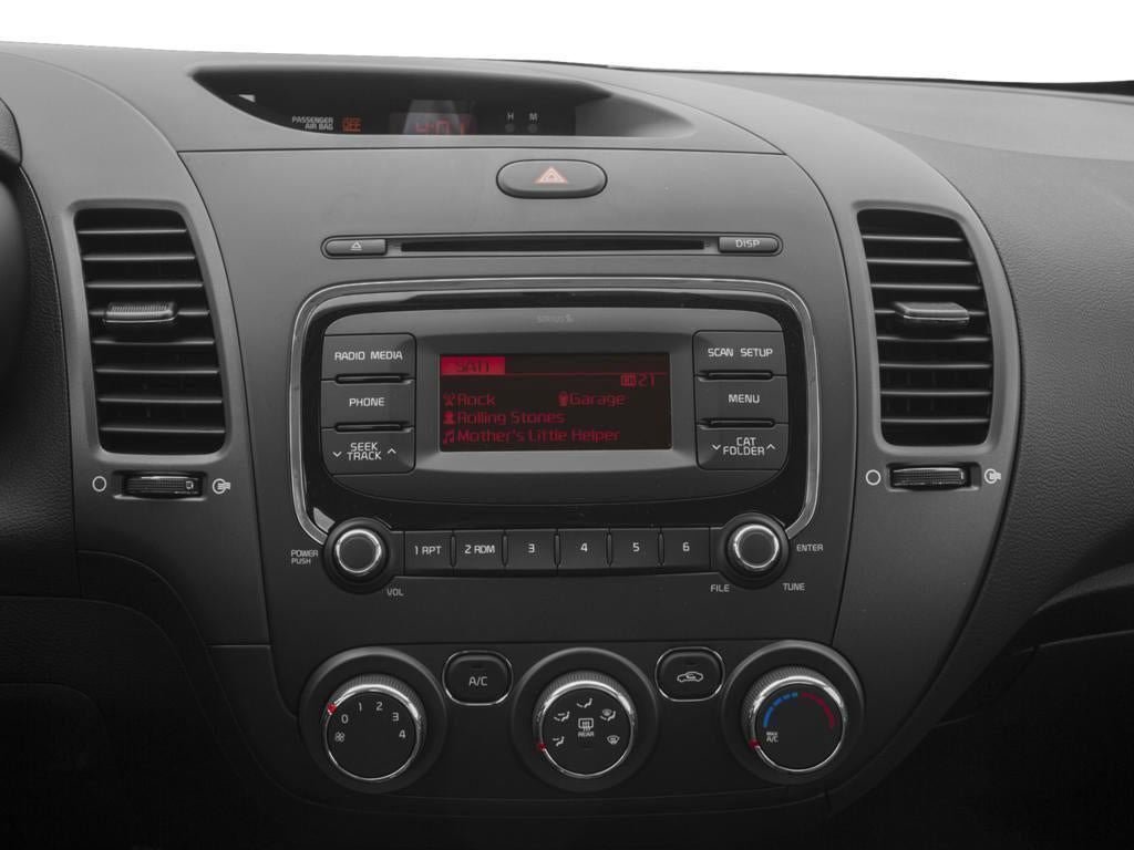 Used 2017 Kia Forte LX FWD image 18