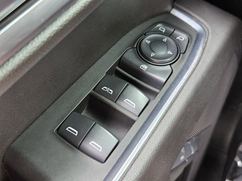 Used 2024 Chevrolet Silverado 1500 RST image 25
