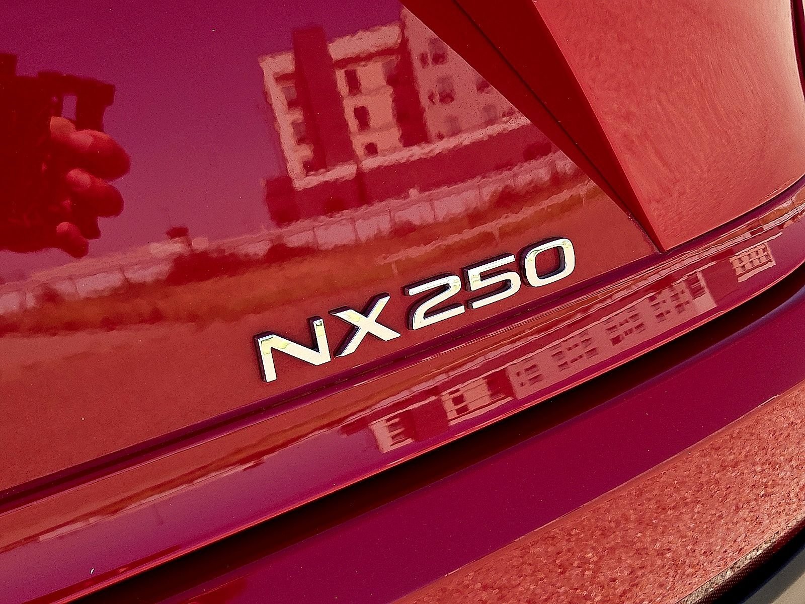 Used 2025 Lexus NX 250 FWD w/ Towing Package (2000 Lbs) image 11