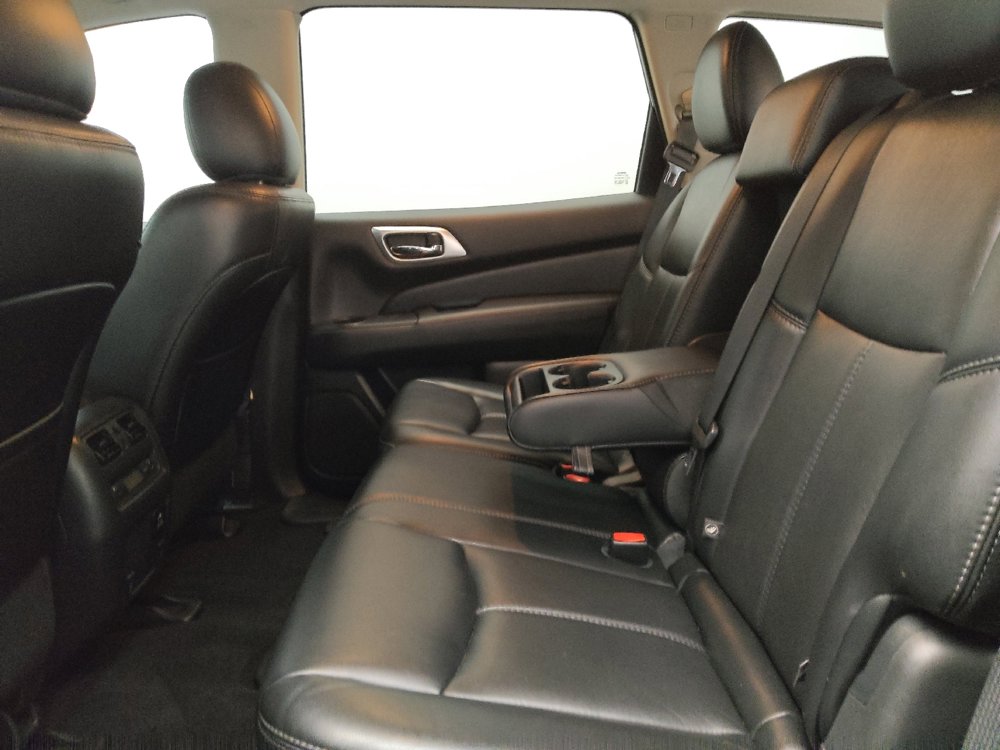 Used 2016 Nissan Pathfinder SL w/ SL Tech Package image 18
