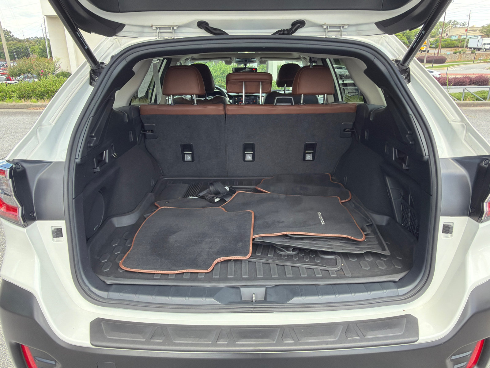 Used 2020 Subaru Outback Touring XT AWD/4WD image 19