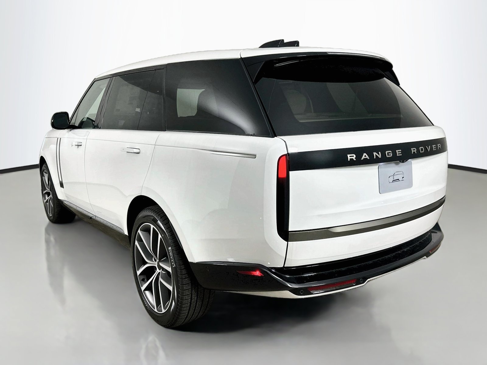 New 2026 Land Rover Range Rover Long Wheelbase SE AWD/4WD image 7