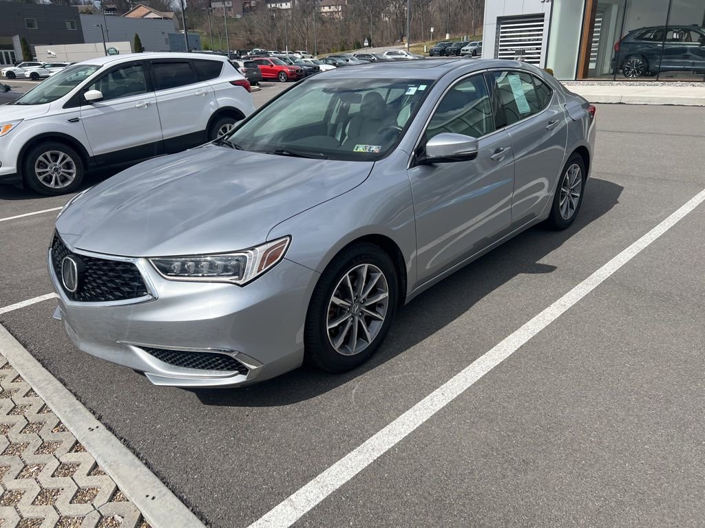 Used 2018 Acura TLX w/ Technology Package image 3